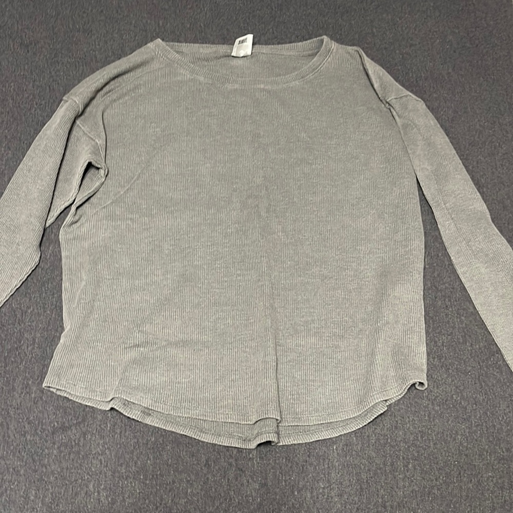PINK gray long sleeve shirt